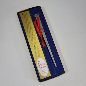 The Christmas Nail - A Tree Trimming Tradition